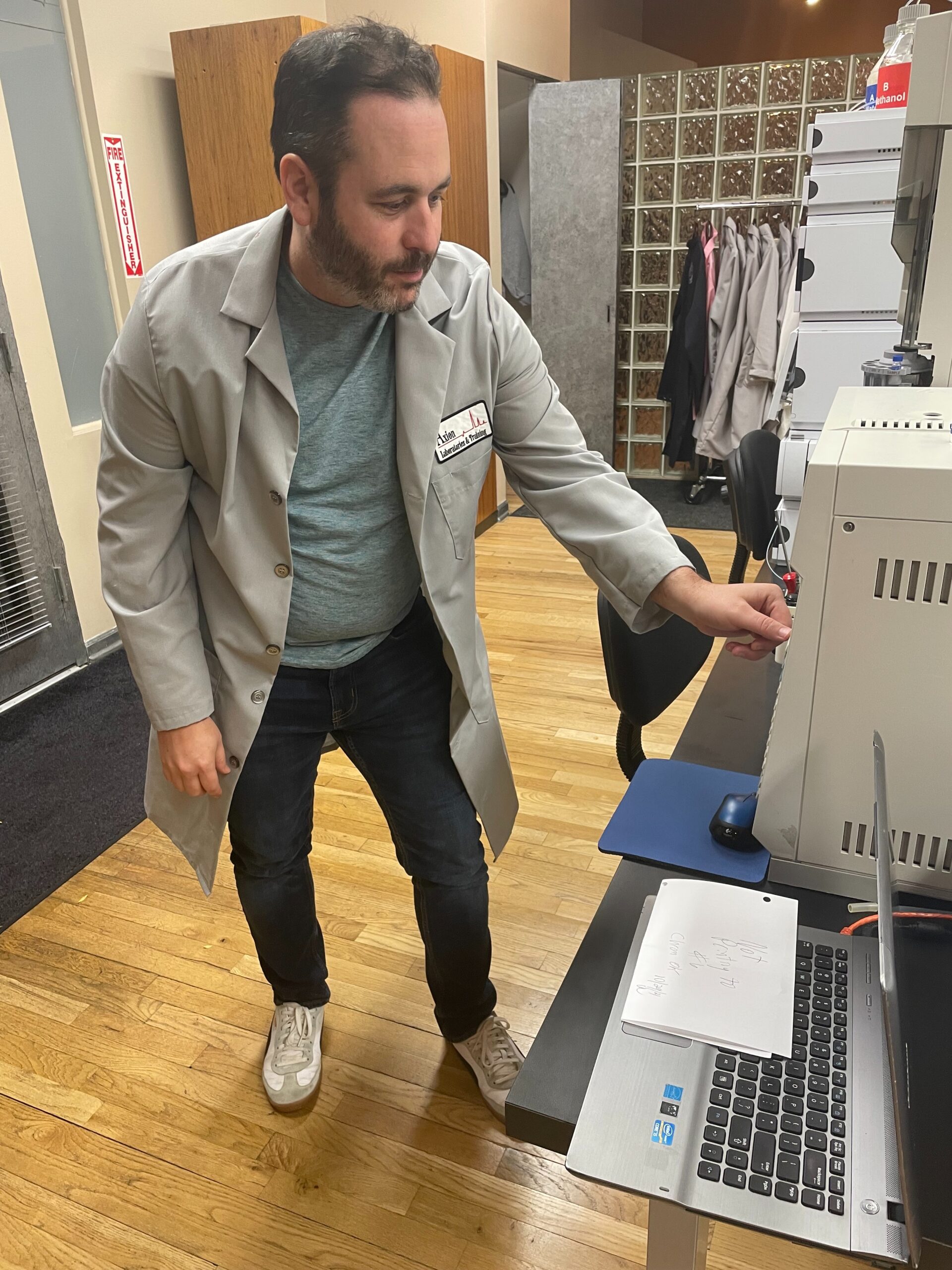 Houston DWI Lawyer Kenneth Mitchell Gas Chromatography Lab Training